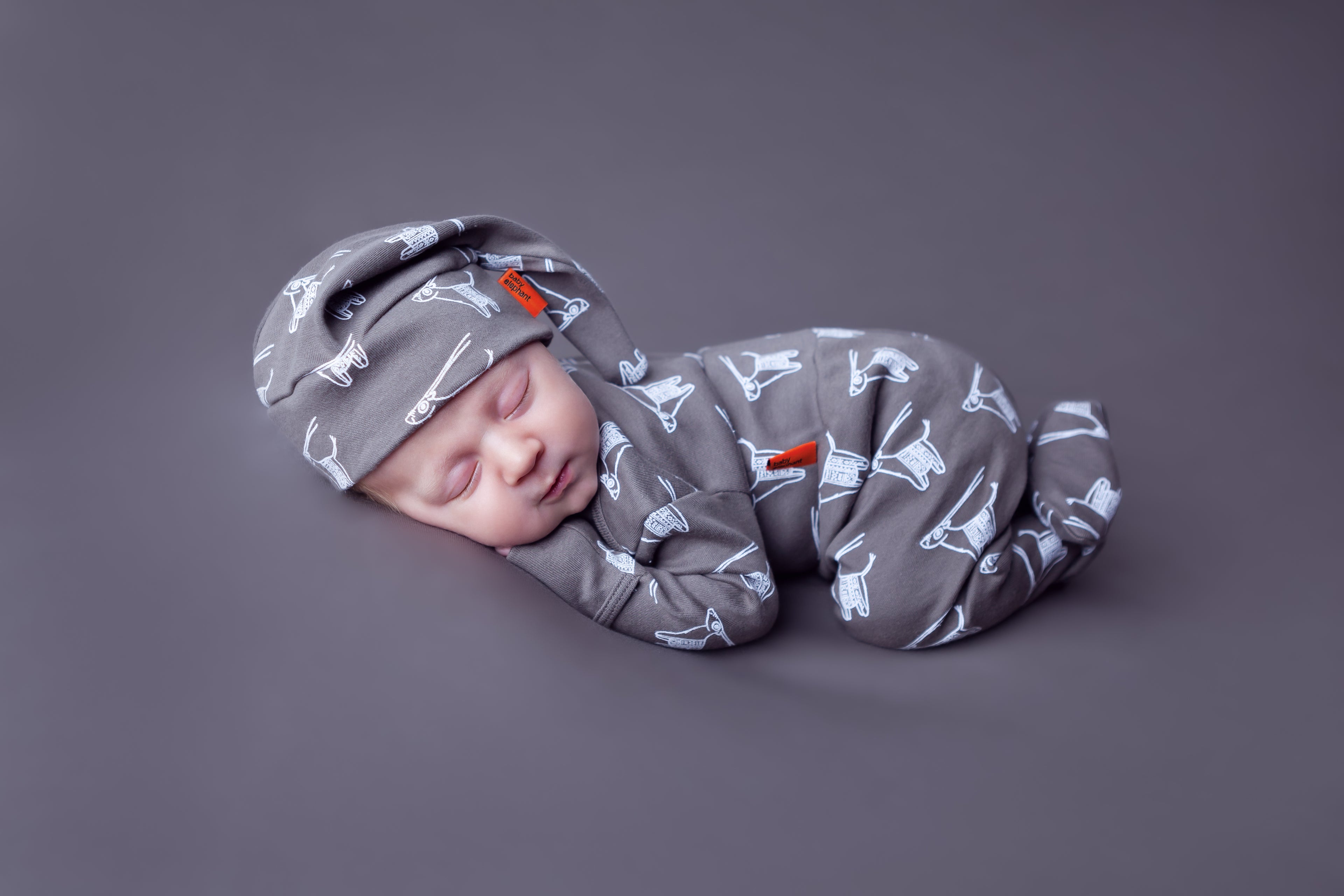 Organic 6-Piece baby set packed in a box - Baby Elephant Organic Wear
